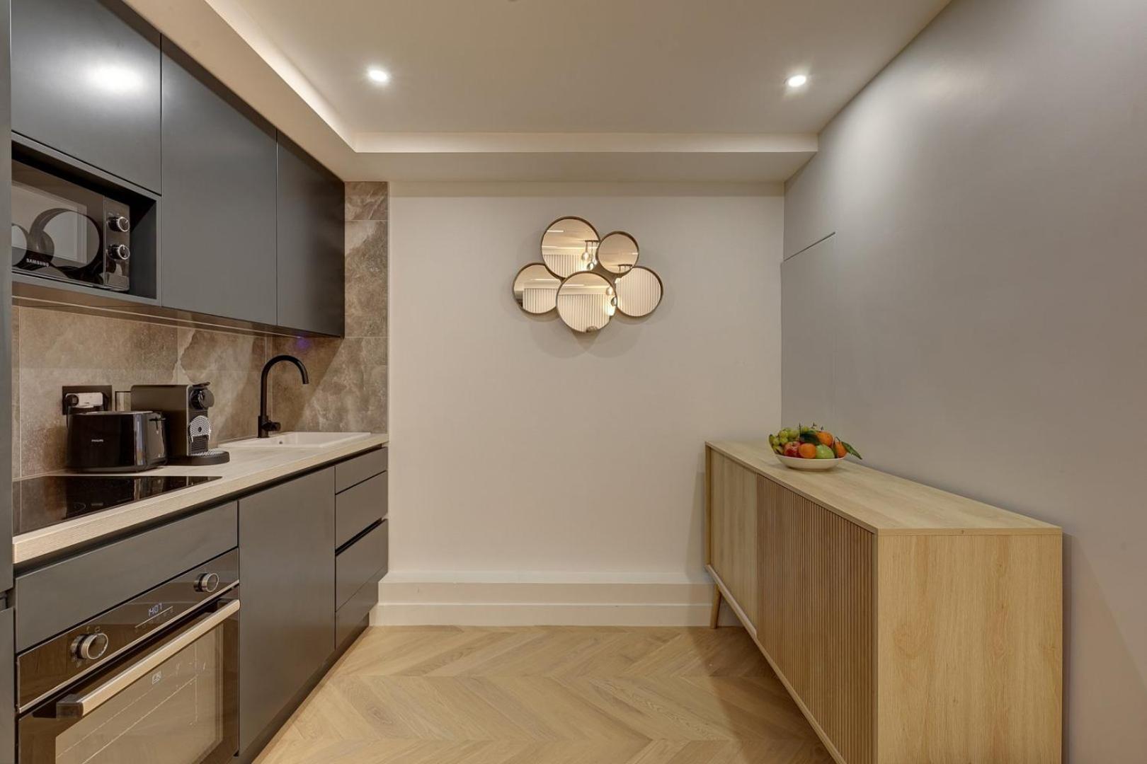 368 Suite Fondary 3 - Superb Apartment In Paris Exterior photo